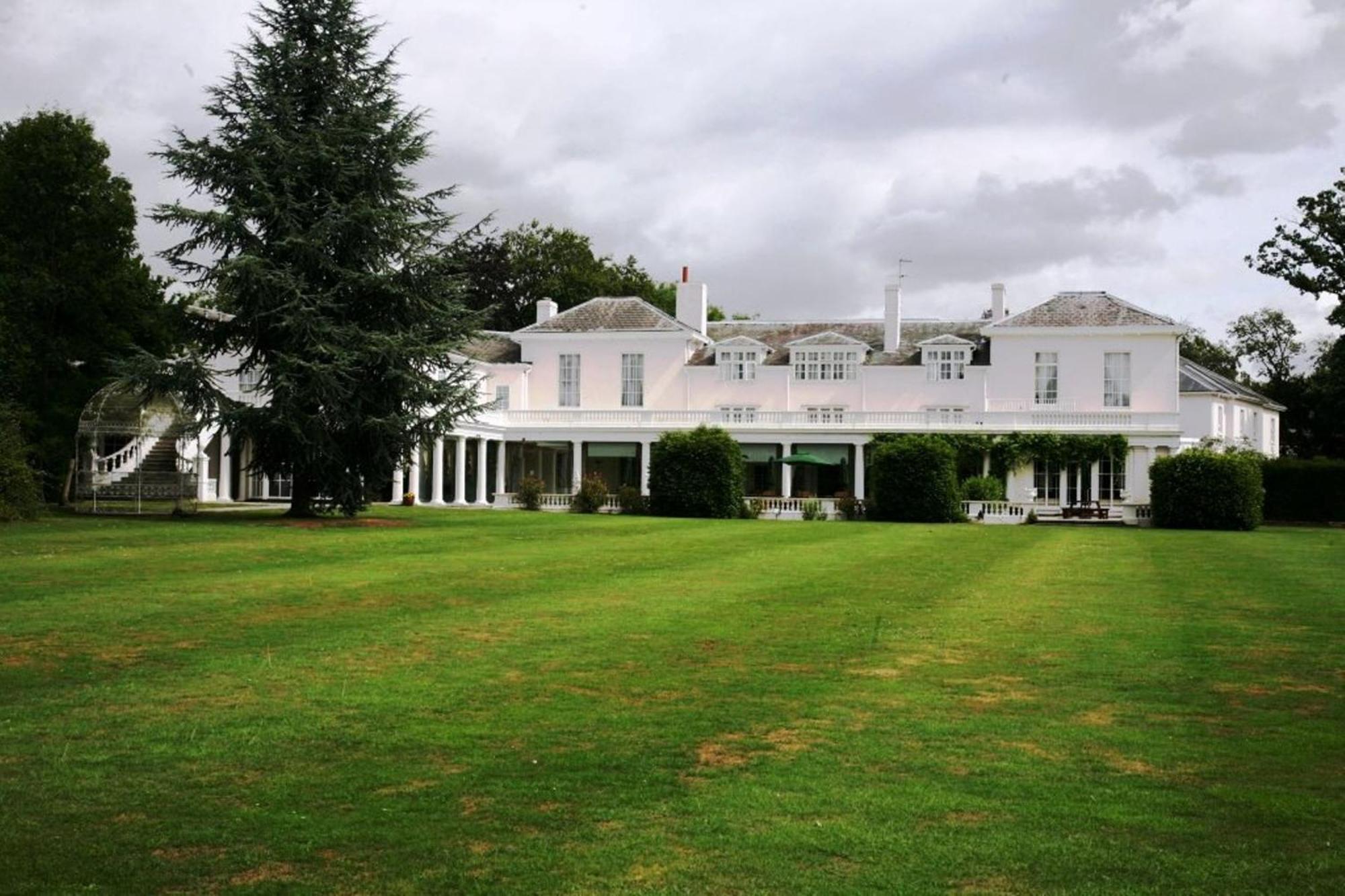 Manor Of Groves Hotel, Golf & Health Club Sawbridgeworth Εξωτερικό φωτογραφία